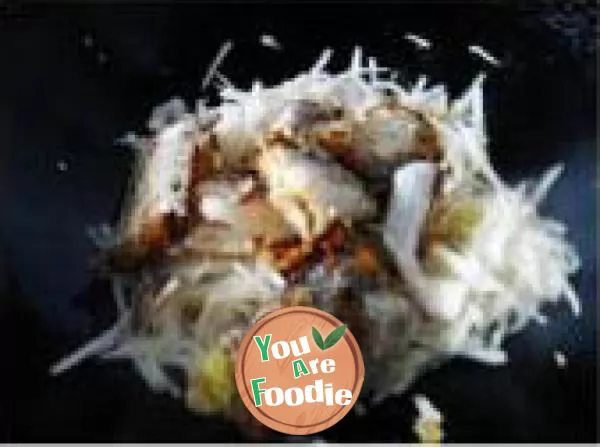 Braised hairtail with shredded radish