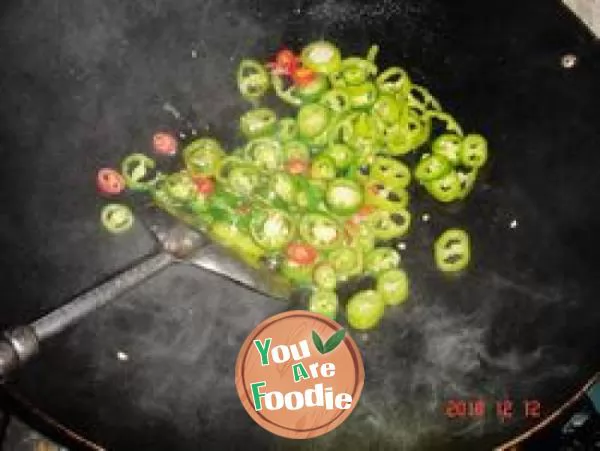 Simple fish belly with pepper rings
