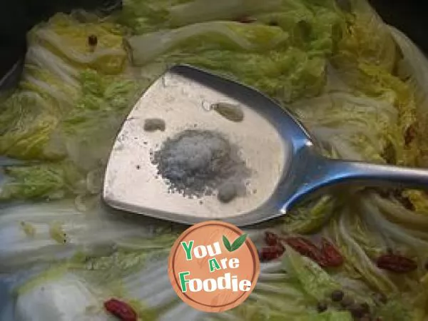 Stewed Chinese cabbage with Chinese wolfberry