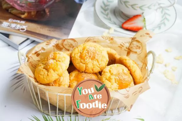 Coconut flavored salted egg yolk cake