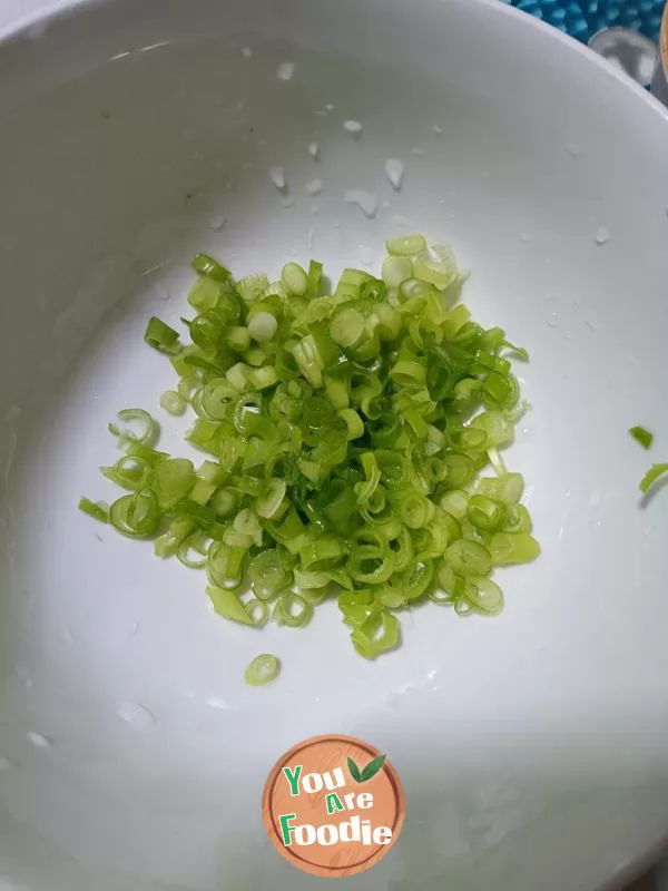Mixed tofu with scallions