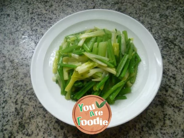 Fried celery with leek sprouts