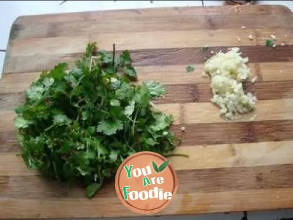 Mixed almond and radish moss