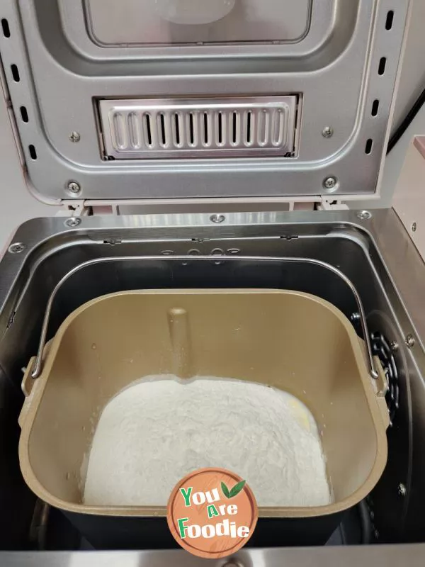 Crispy almond bread