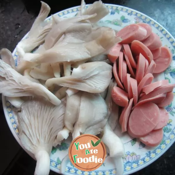 Ham and mushroom soup