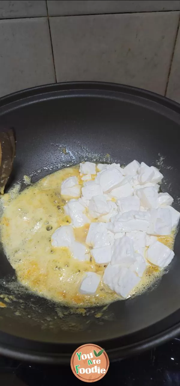 Braised bean curd