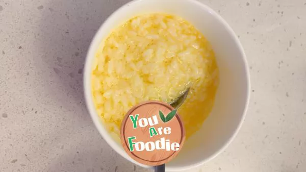 Baby auxiliary food egg rice cake