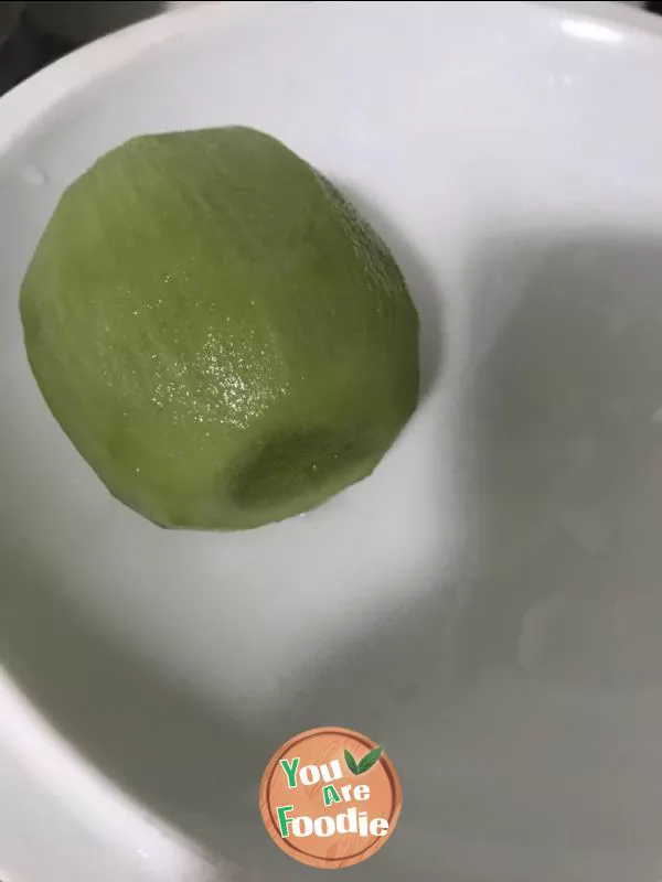 Kiwi milk fragrant tower