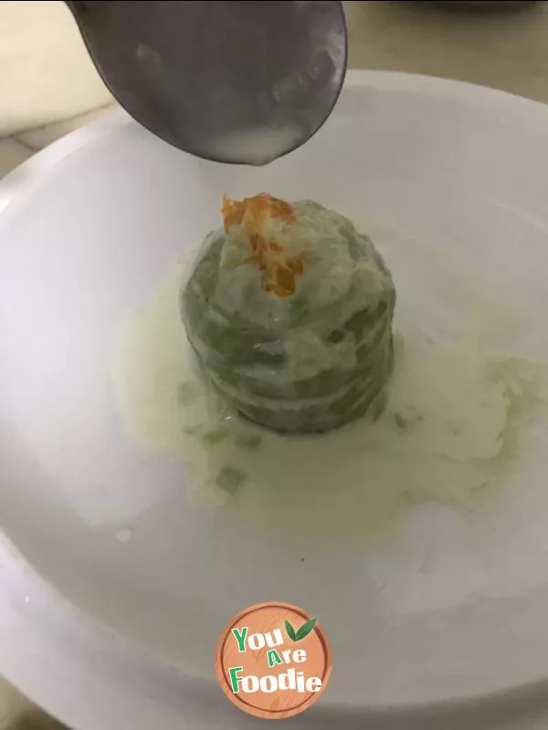 Kiwi milk fragrant tower