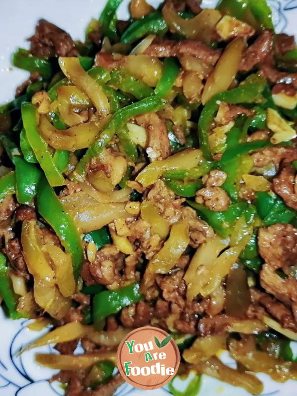 Shredded pork with green pepper and pickles