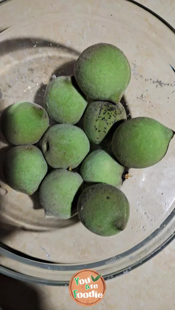 Pickled peaches