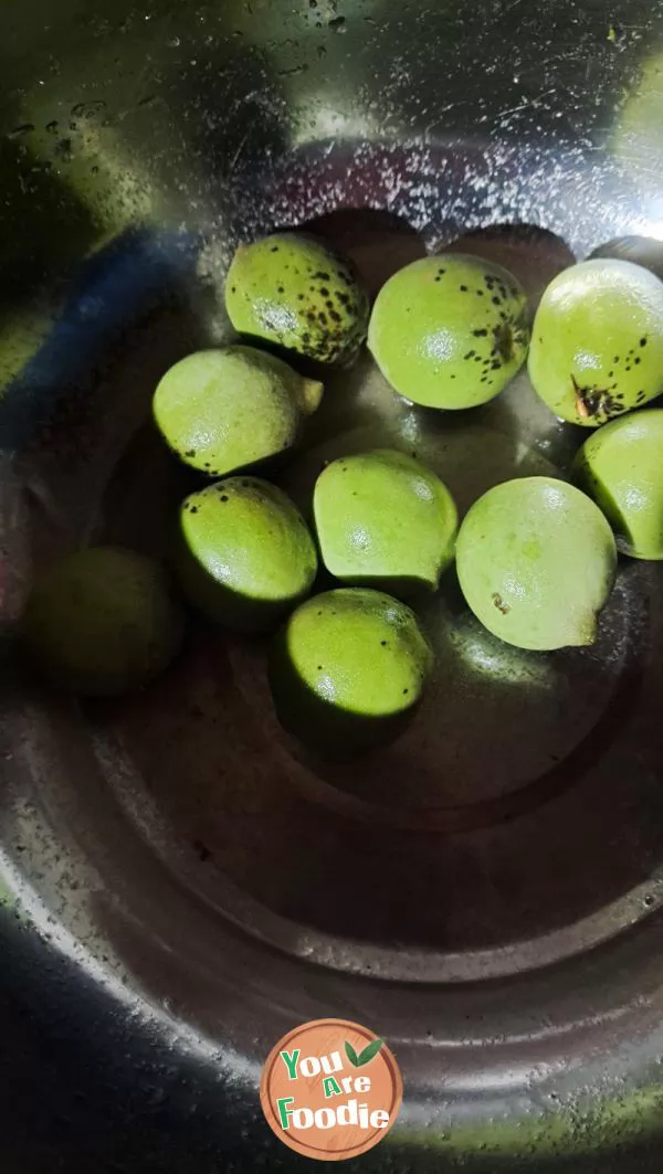 Pickled peaches