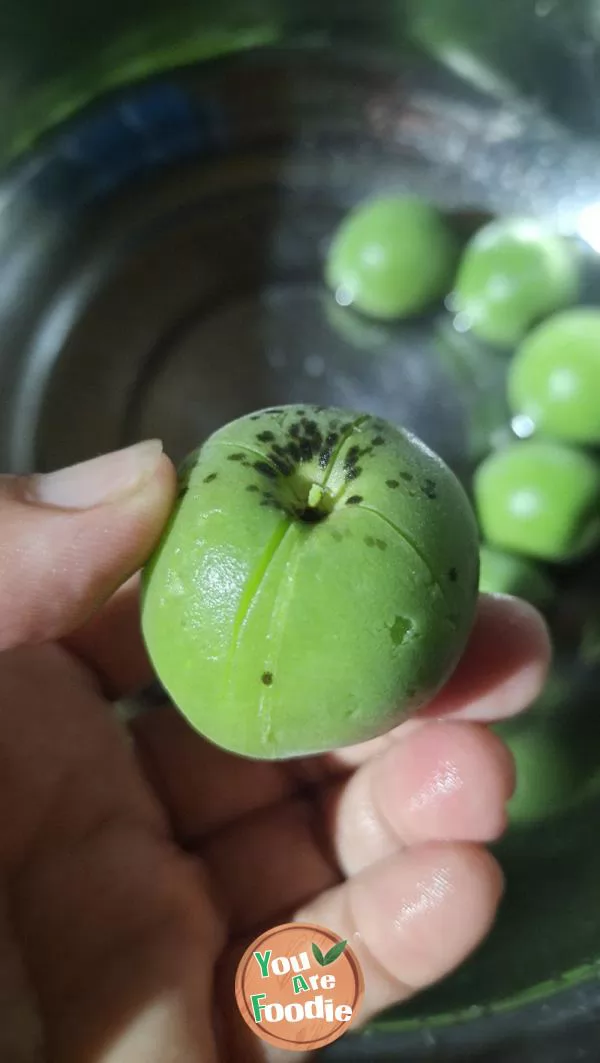 Pickled peaches