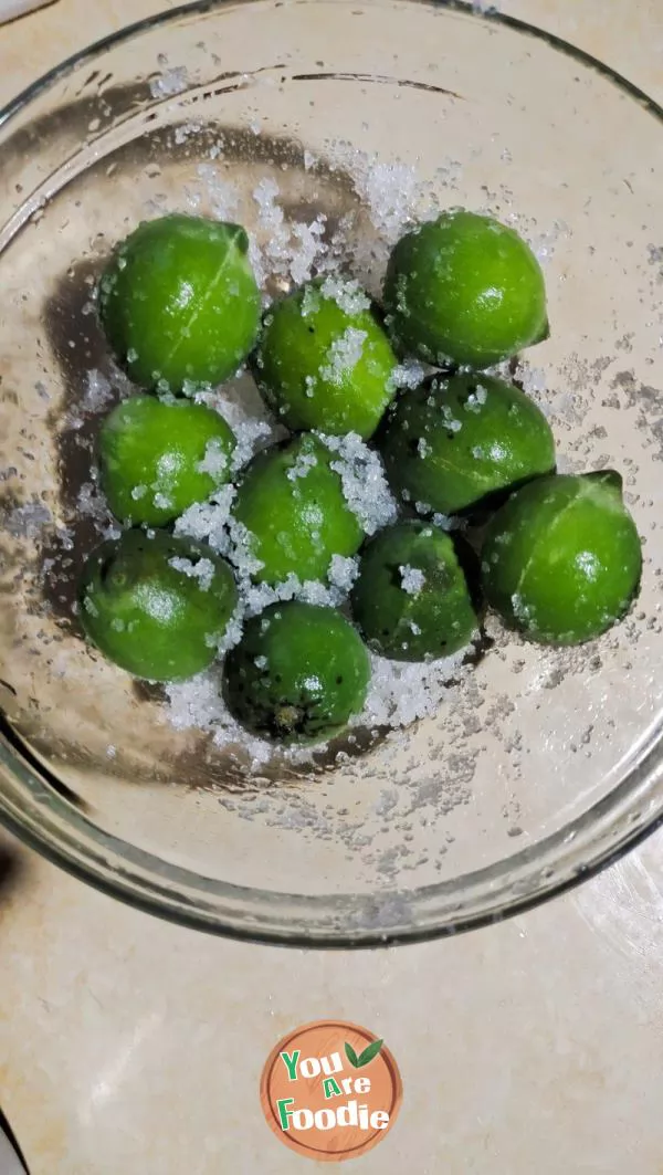 Pickled peaches
