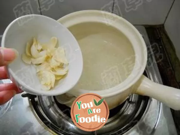 Lily egg yolk congee