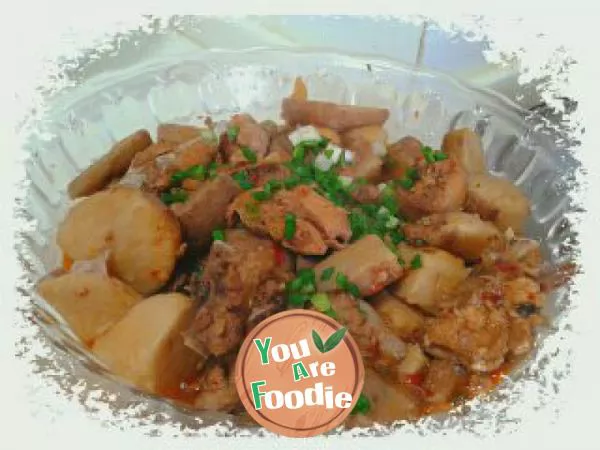 Sichuan cuisine • braised chicken with Taro (braised chicken with taro)