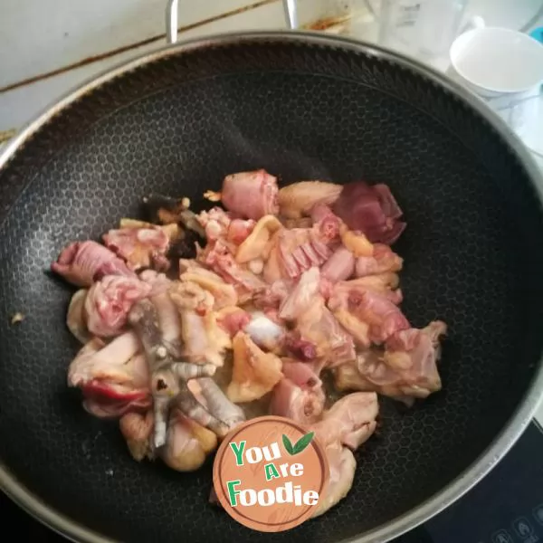 Stewed chicken with mushroom
