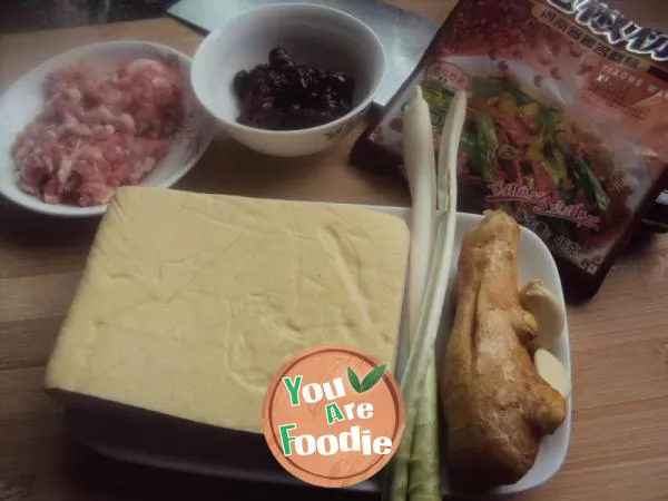 Minced meat and tofu