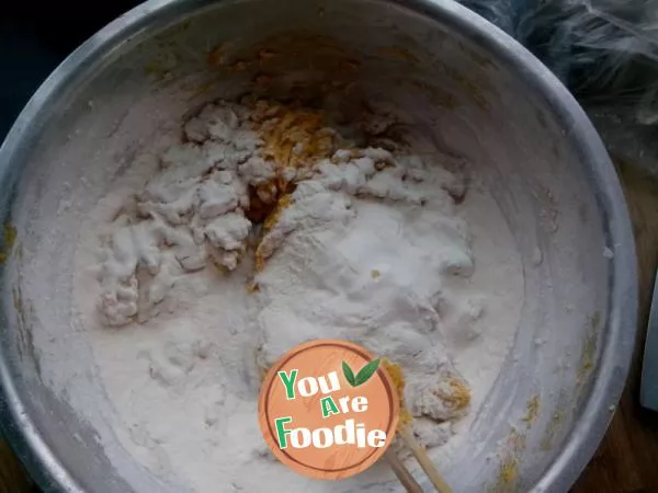 Pumpkin steamed bread