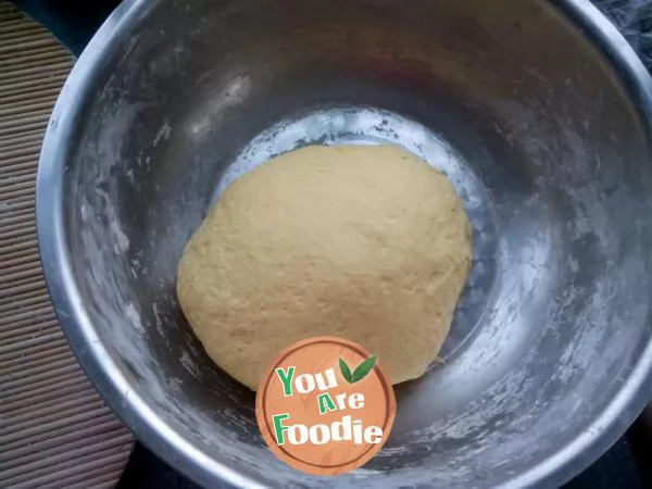 Pumpkin steamed bread