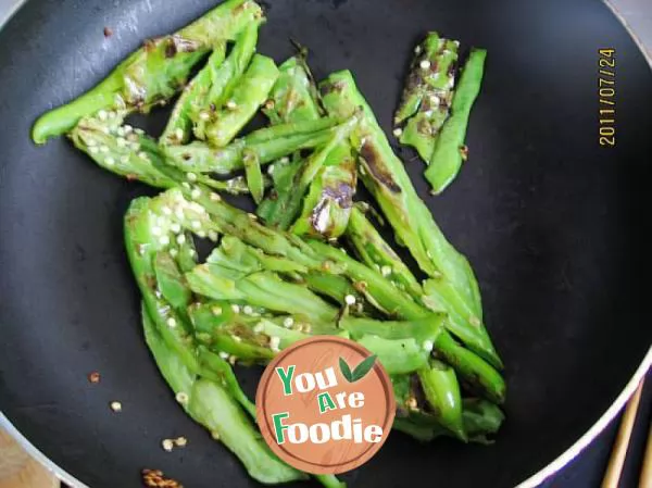 Stir fried dried beans with chili