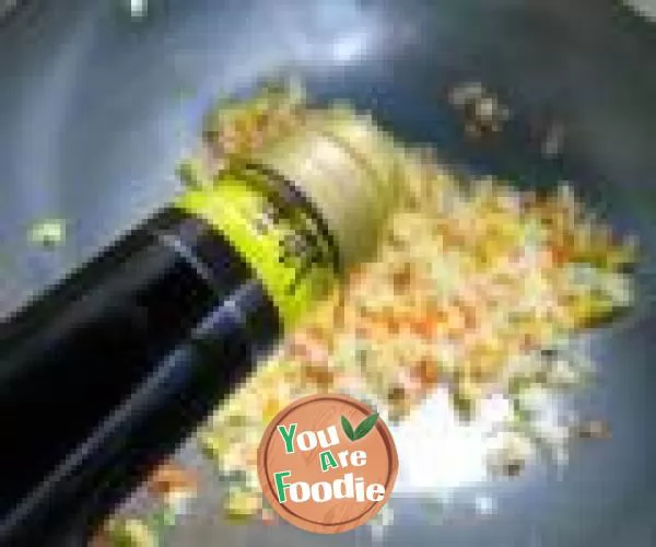 The simpler the more delicious -- fried rice with carrot and egg