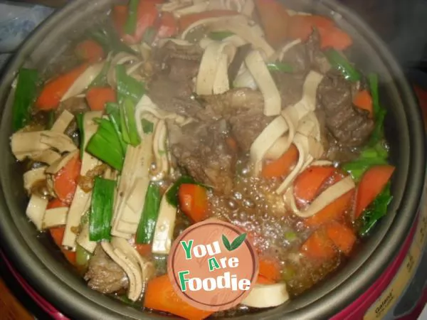 Stewed mutton with carrot