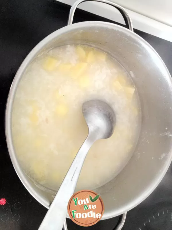 Sausage and potato porridge
