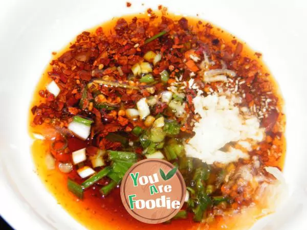 Thick Sichuan style noodles with mixed sauce
