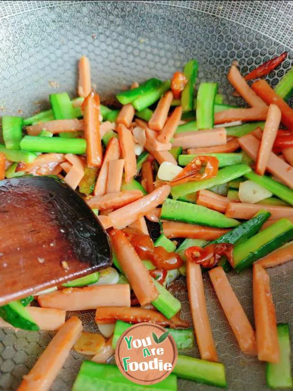 Fried ham sausage with cucumber