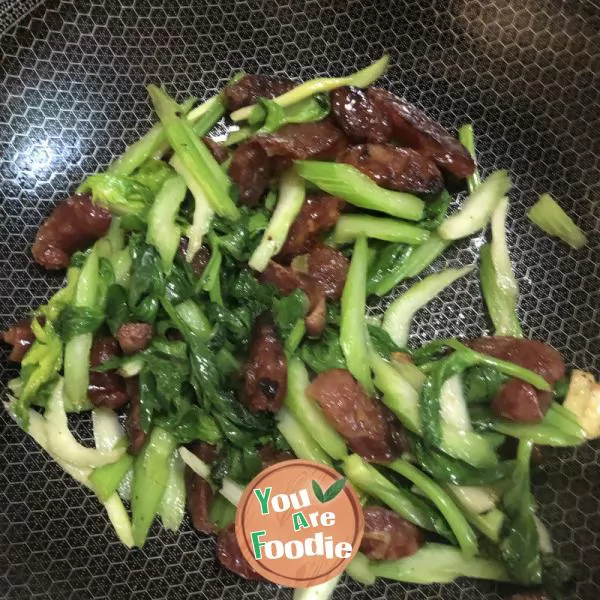 Braised Celery with Dried Intestines