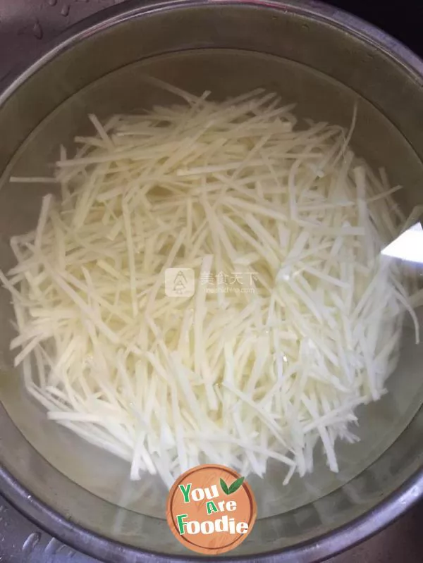 sour and spicy shredded potatoes