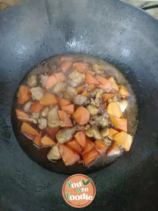 Braised Chicken Leg with Carrots and Green Peppers