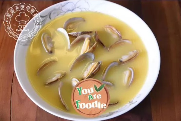 Steamed egg soup with clam