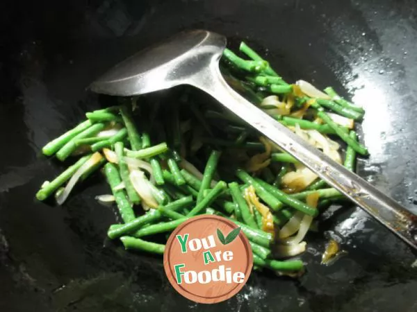 Stir fried bean with preserved mustard