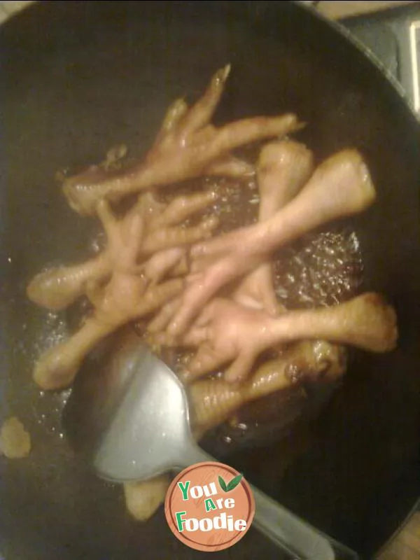 Braised chicken claw
