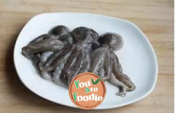 Fried octopus with leek scape