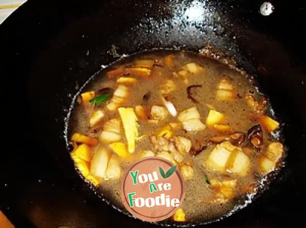 Braised water