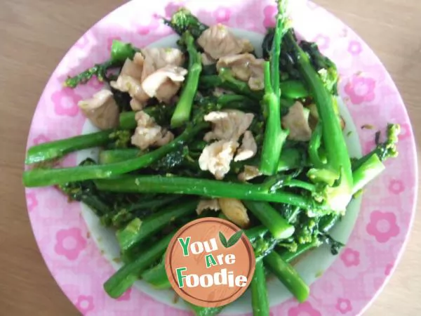Fried-pork-with-Hong-Kong-broccoli