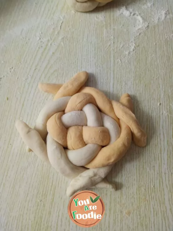 Hydrangea steamed bun
