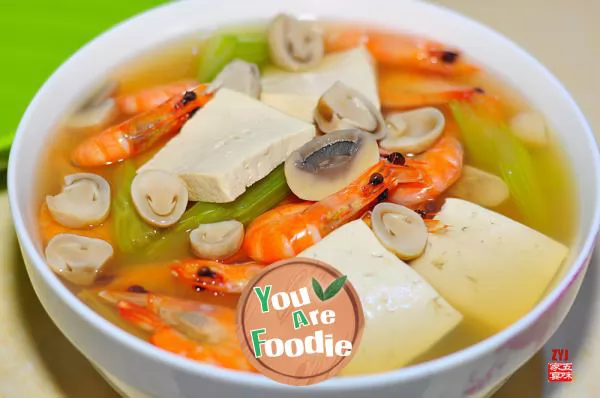 Mushroom-and-tofu-soup